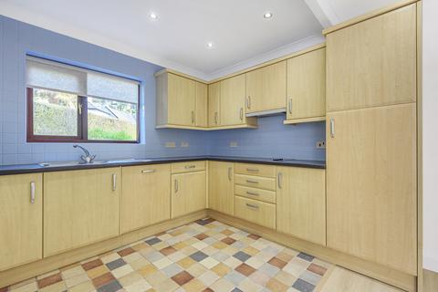 4 Cragg Drive, Grange-over-sands, LA11 6BL