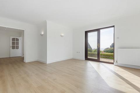 4 Cragg Drive, Grange-over-sands, LA11 6BL