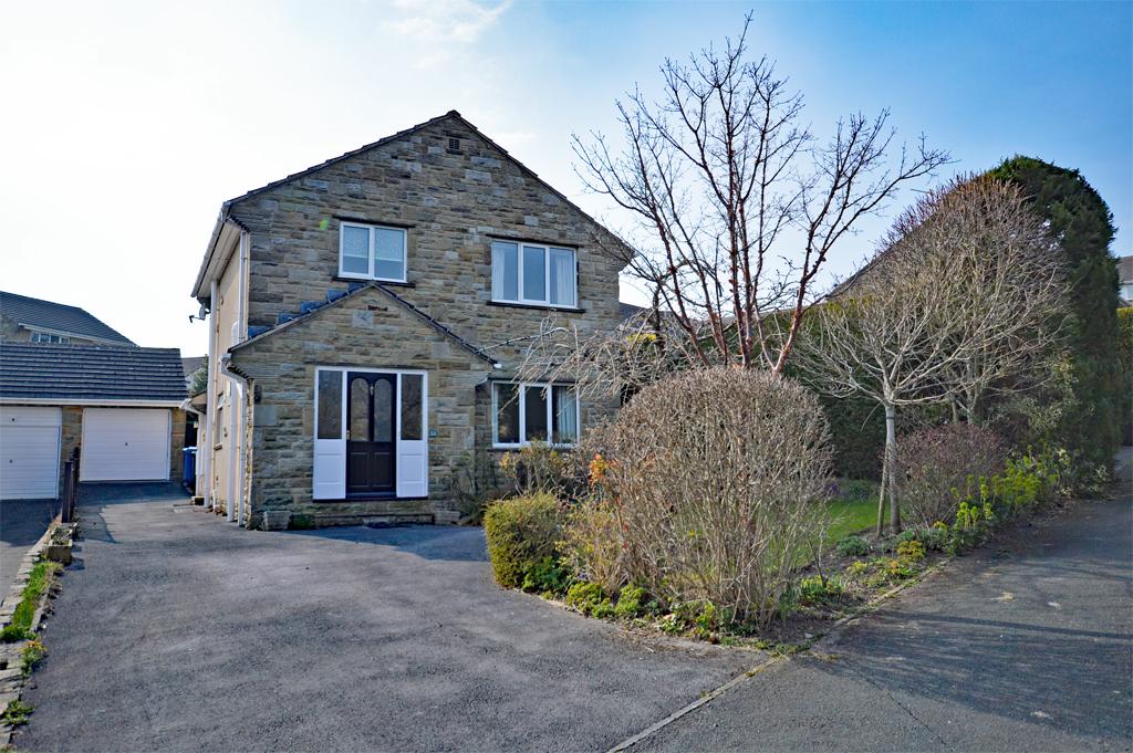34 Rockwood Drive, Skipton, 3 bed detached house £410,000