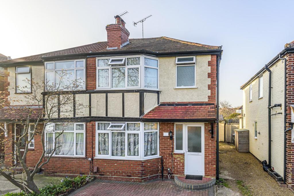 Woodham Lane, New Haw, Addlestone, KT15 3 bed semidetached house £