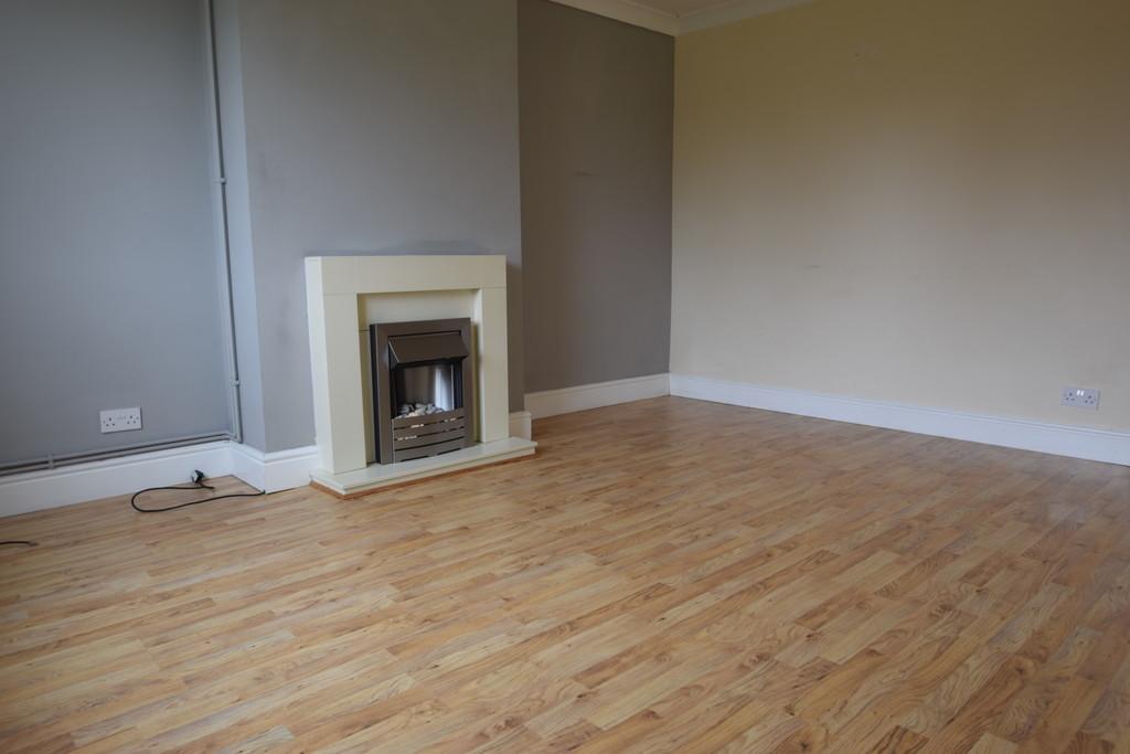 43 Marlas Road, Pyle, Bridgend... 3 bed semidetached house £179,950