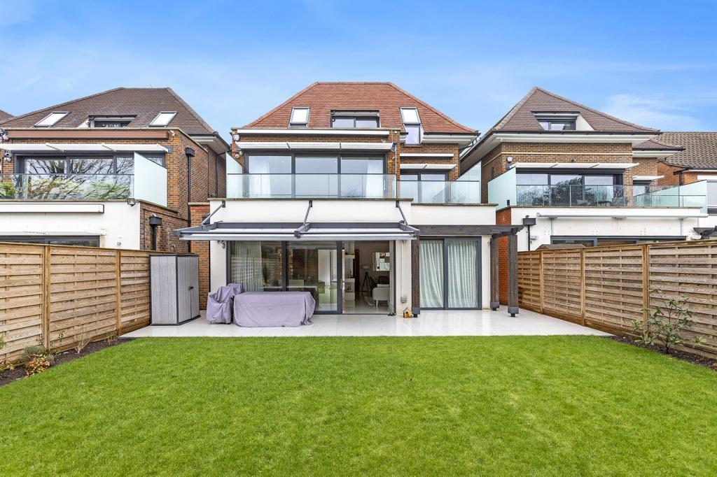 The Park, Golders Hill NW11 6 bed detached house £5,700,000