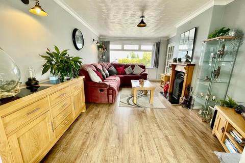2 bedroom detached bungalow for sale, Bourne Road, Spalding
