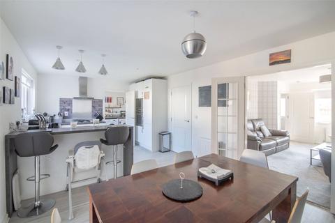 29 Benton Road, Auchterarder, PH3 1FQ