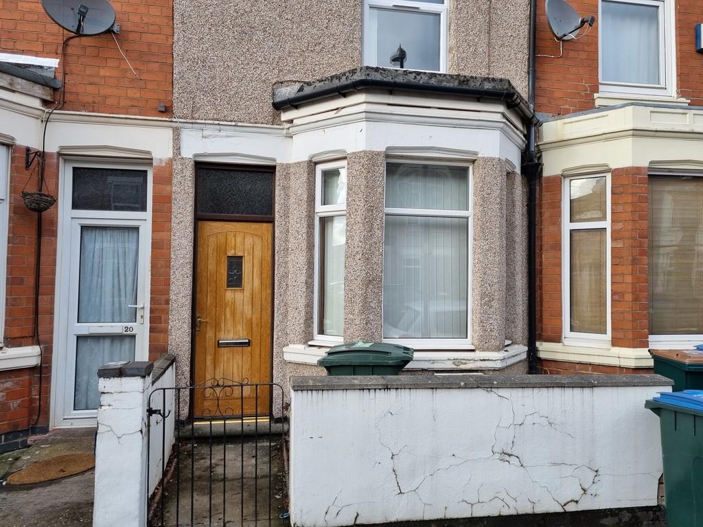 Hugh Road, Stoke Green, Coventry CV3 1AD 3 bed terraced house £800