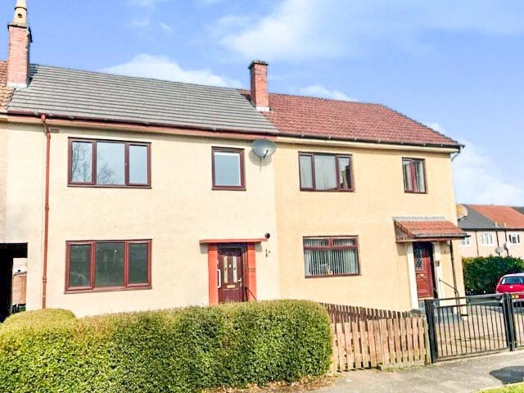 Bighty Avenue, Woodside, Glenrothes 3 bed terraced house £120,000