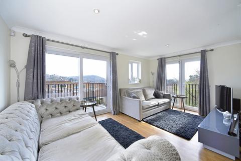 5 Artington Walk, Guildford, GU2 4EA