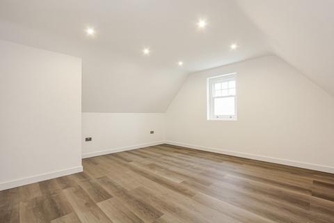 1 bedroom apartment to rent, Ambleside Avenue, London SW16