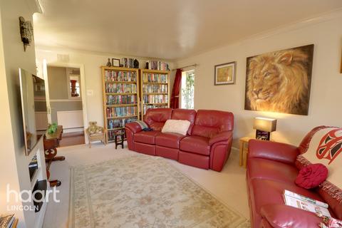 15 Mellows Close, Reepham, Lincoln, LN3 4DT