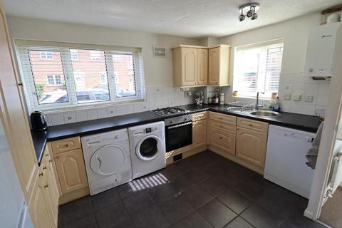 16 Tanfield Green, Luton, LU2 9UE