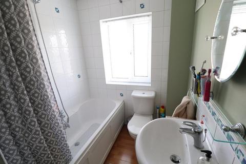 16 Tanfield Green, Luton, LU2 9UE