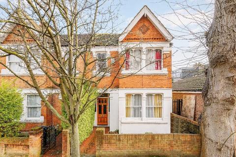 58 Wellington Road, London, W5 4UH