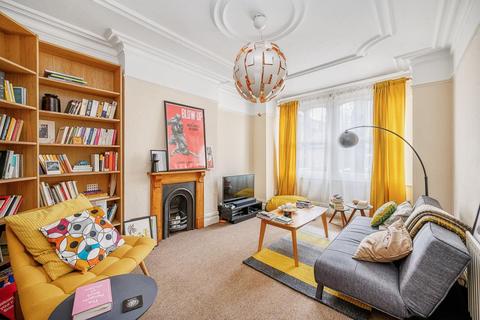 58 Wellington Road, London, W5 4UH