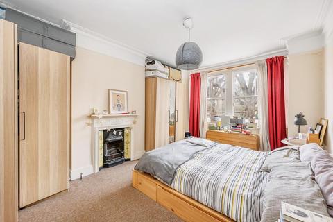 58 Wellington Road, London, W5 4UH