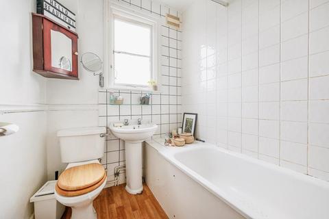 58 Wellington Road, London, W5 4UH