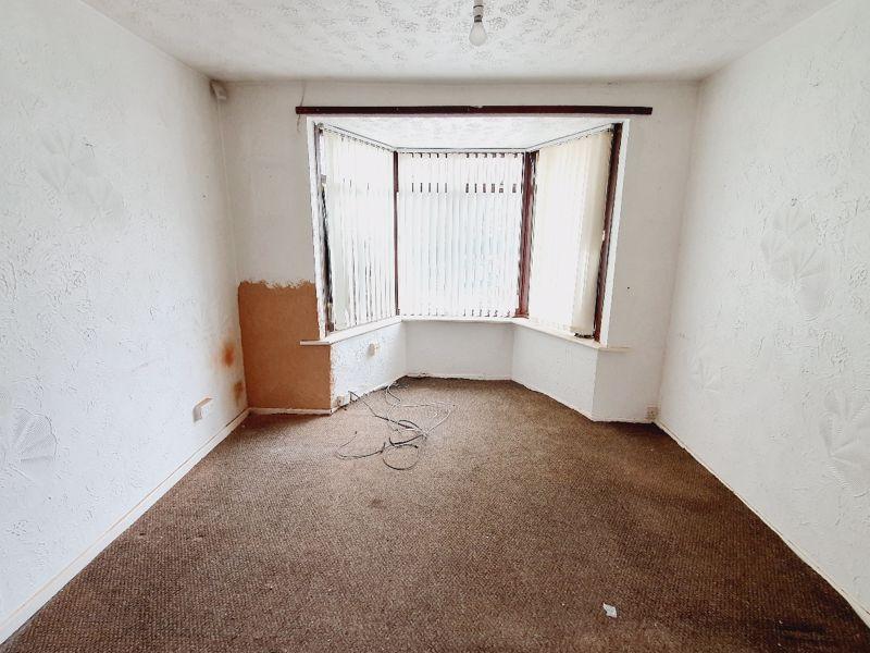 St. Dominics Road, Erdington, Birmingham, B24 8LN 3 bed end of terrace