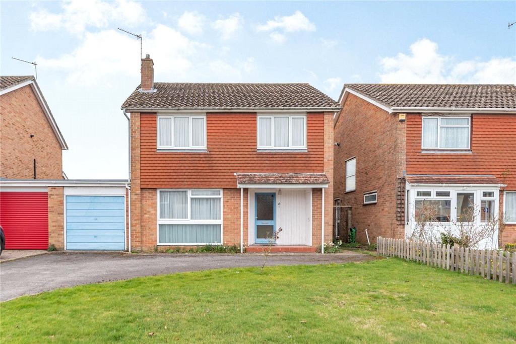 Sutton Road, Speen, Newbury... 4 bed detached house £385,000