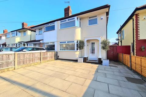 3 bedroom semi-detached house for sale - Wayville Close, Mossley Hill