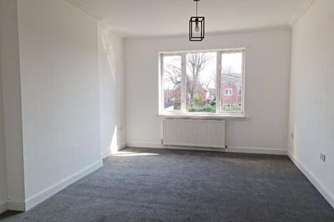 2 bedroom apartment to rent, Alcester Road South, Kings Heath, Birmingham, B14 6DT