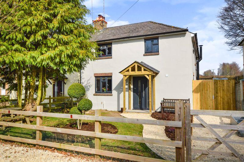 Beechfield, Newton Toney *VIDEO TOUR* 4 bed semidetached house £495,000