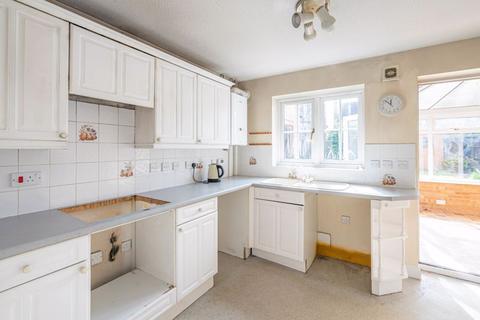 34 Bishops Orchard, East Hagbourne, Didcot, OX11 9JS