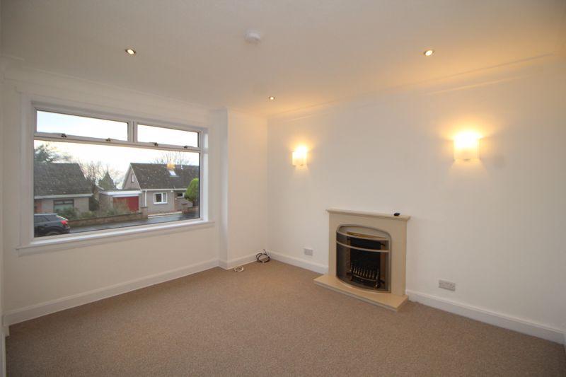 Lady Nairn Avenue, Kirkcaldy 4 bed semidetached villa £1,200 pcm (£