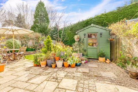 6 Ballards Way, South Croydon, CR2 7JL