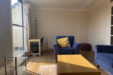 2 bedroom flat to rent - Lauriston Place, Edinburgh, EH3 9JN