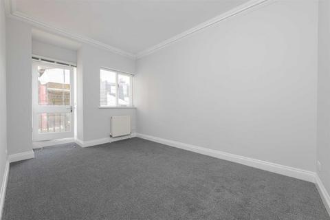 undefined, Wadham Mews, 2 Wadham Road, Putney