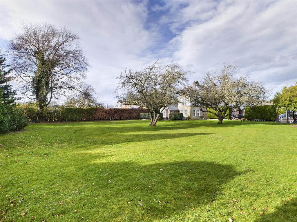 The Lendings, Barnard Castle 4 bed detached house £725,000
