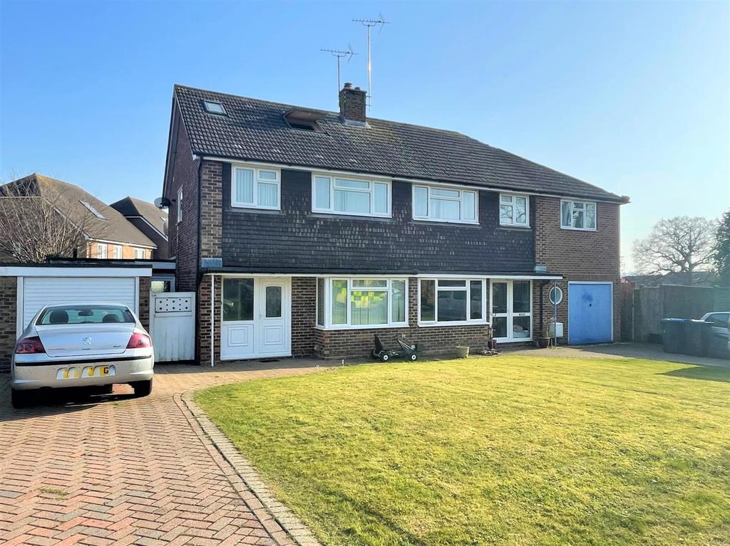 Condor Way, Burgess Hill 4 bed semidetached house £459,950
