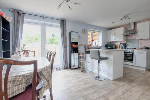 17 Avocet Close, Hornsea, HU18 1LG