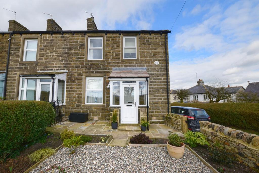 Hill Top, Foulridge, Colne 3 bed terraced house £249,950