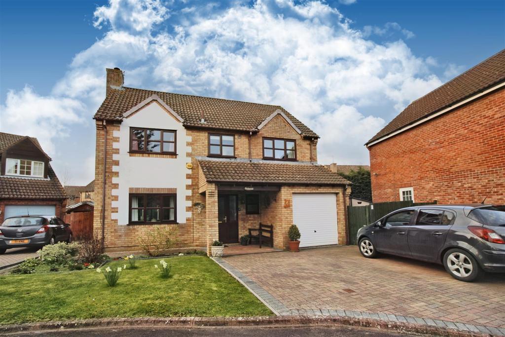 Millers Dyke, Quedgeley, 4 bed detached house £425,000