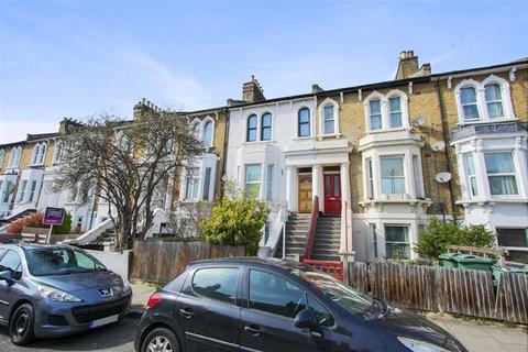 6c Mosslea Road, London, SE20 7BW