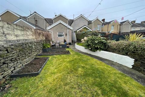41 Bryn Road, Llanelli, SA15 2LN