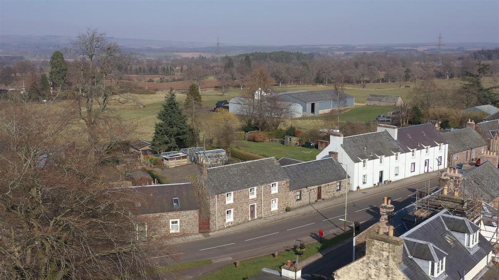 Willoughby Street, Muthill, Crieff 3 bed house £218,000