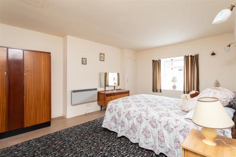 83 Willoughby Street, Muthill, Crieff, PH5 2AE
