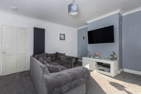 3 bedroom semi-detached house for sale - Dodlee Lane, Longwood, Huddersfield