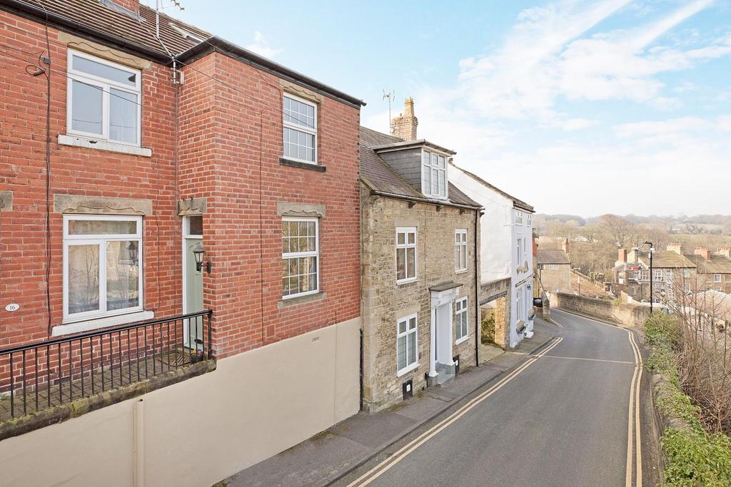 Hilton Lane, Knaresborough 2 bed terraced house £235,000