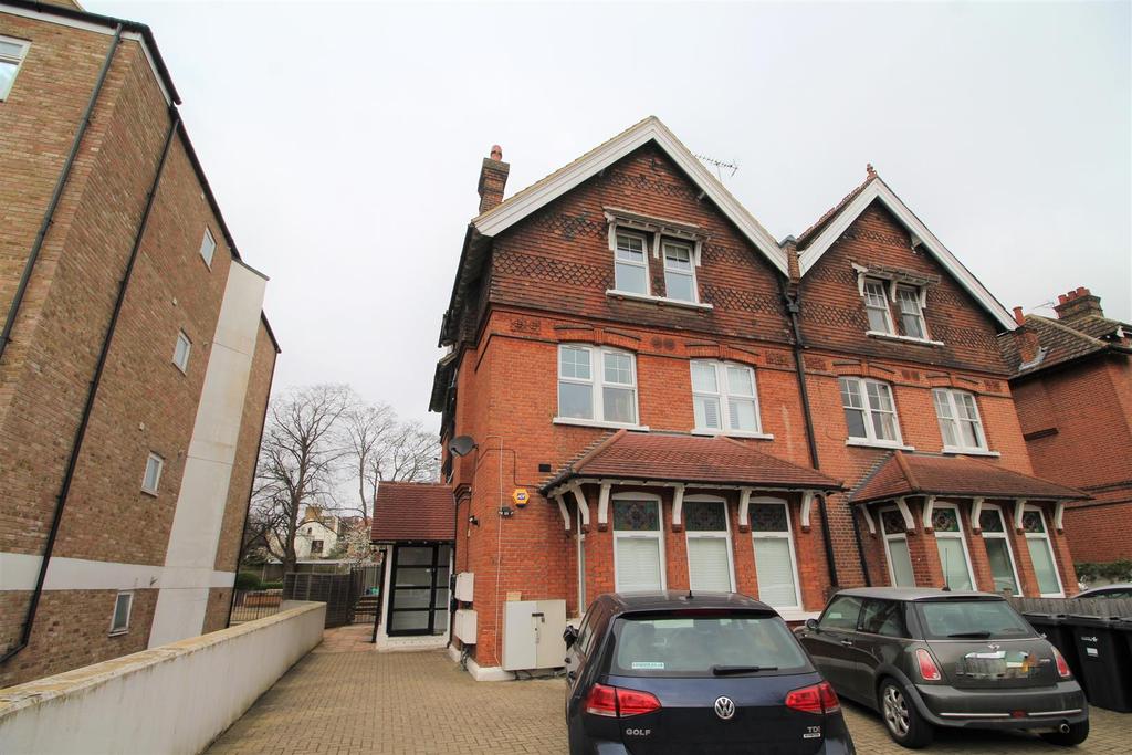 Hermon Hill, Wanstead 2 bed flat £500,000