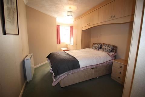1 bedroom apartment for sale - Squires Court, Woodland Road, Darlington
