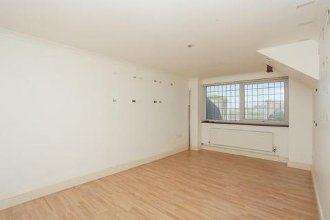 Far End Crescent Road, North Foreland, Broadstairs, CT10 3QU
