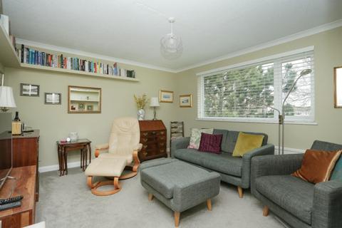2 Gothic Close, Walmer, Deal, CT14 7TS
