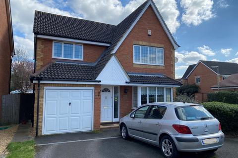 33 Boshers Gardens, Egham, TW20 9NZ