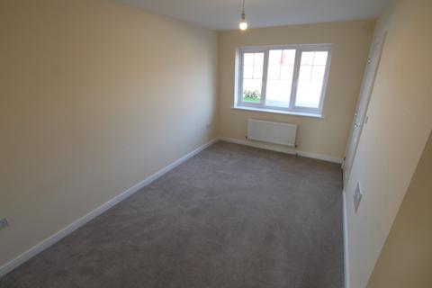 2 bedroom terraced house to rent, Osprey Drive, Burton-On-Trent, DE14