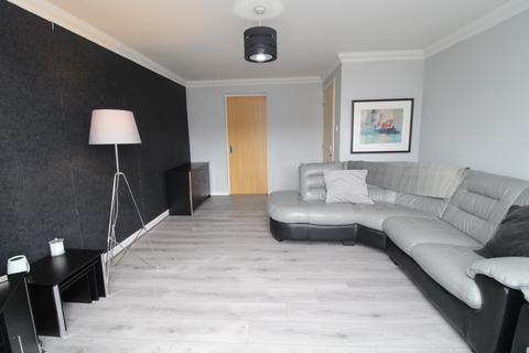 2 bedroom flat to rent, Croft Gardens, Cambuslang G72
