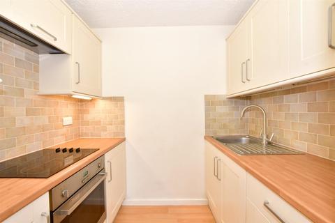 1 bedroom flat for sale - Kings Head Hill, Chingford