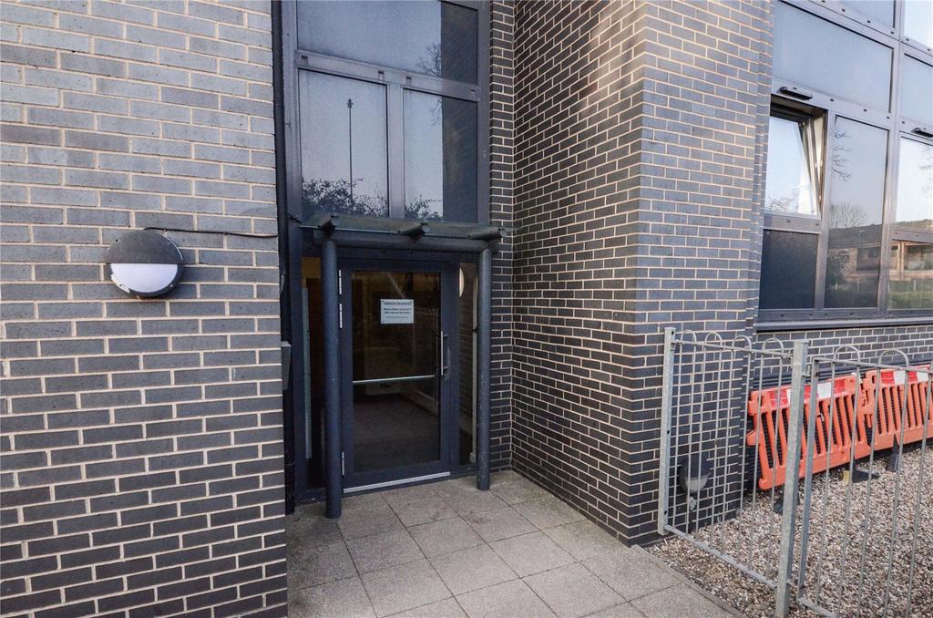 St. Albans Road, Watford... 1 bed apartment £215,000