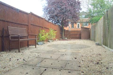 68 Weavers Close, Isleworth, TW7 6ET